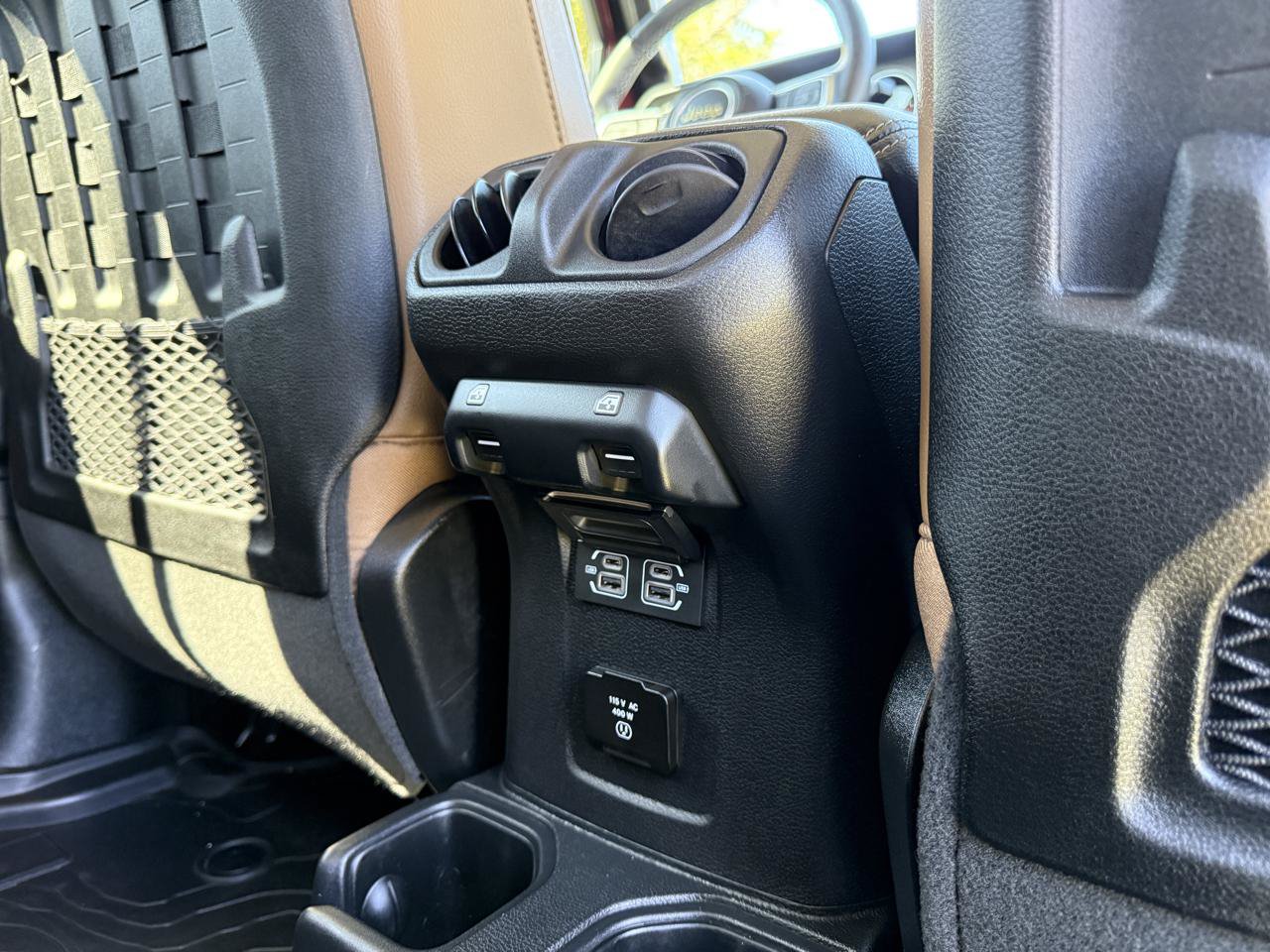 Used 2022 Jeep Gladiator Rubicon w/ Cold Weather Group AWD/4WD image 20