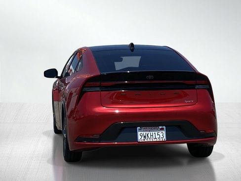Certified 2026 Toyota Prius XLE FWD image 6