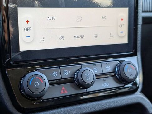 New 2025 Ford Ranger XLT w/ Equipment Group 301A High image 17