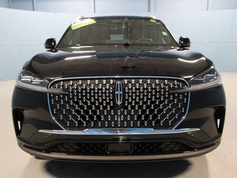 Used 2025 Lincoln Aviator Reserve w/ Equipment Group 201A AWD/4WD image 35