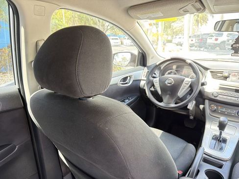 Used 2013 Nissan Sentra SR FWD image 17