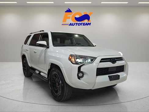 Certified 2022 Toyota 4Runner SR5 Premium w/ Moonroof Package image 6