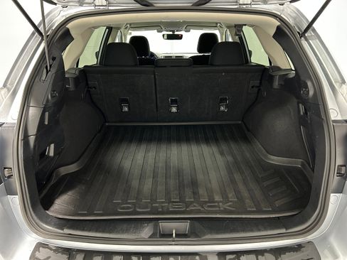 Used 2018 Subaru Outback 2.5i Premium image 30