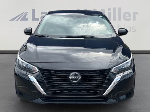 Used 2024 Nissan Sentra SV w/ All-Weather Package FWD image 2