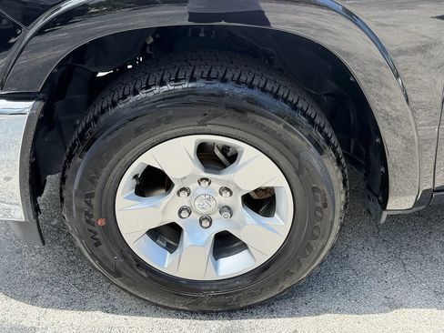 Used 2025 RAM 1500 Big Horn RWD image 19