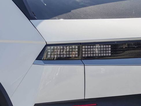 Used 2024 Hyundai Ioniq 5 SEL image 7