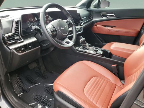 Certified 2024 Kia Sportage SX image 19