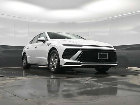 Certified 2025 Hyundai Sonata SE image 34