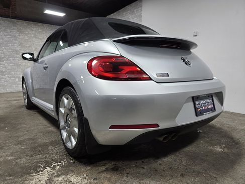 Used 2013 Volkswagen Beetle 2.5 image 31