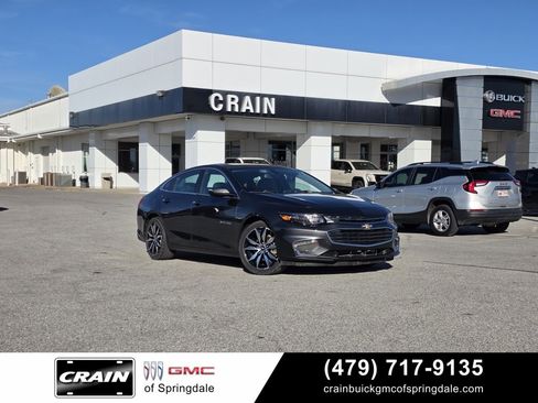 Used 2017 Chevrolet Malibu LT w/ Leather Package image 1
