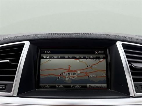 Used 2014 Mercedes-Benz GL 450 4MATIC image 18