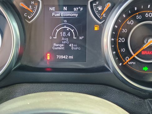 Used 2019 Jeep Wrangler Sport image 22