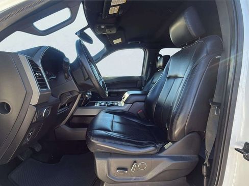 Used 2019 Ford Expedition XLT w/ Equipment Group 201A image 13