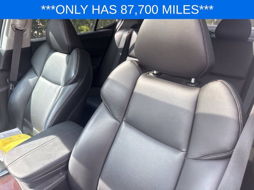 Used 2017 Acura TLX FWD image 13