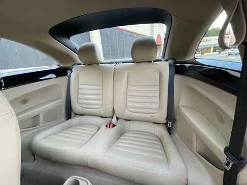 Used 2013 Volkswagen Beetle 2.0T image 29
