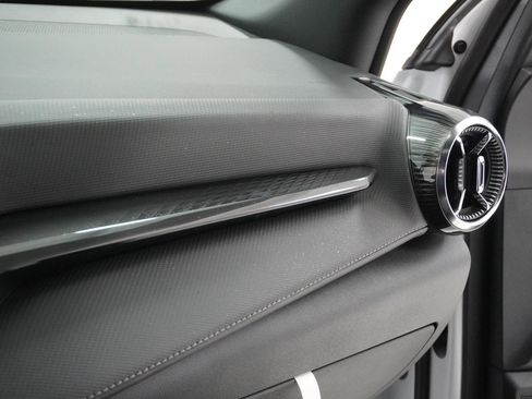 New 2026 Chevrolet Equinox LT w/ Midnight Edition FWD image 28