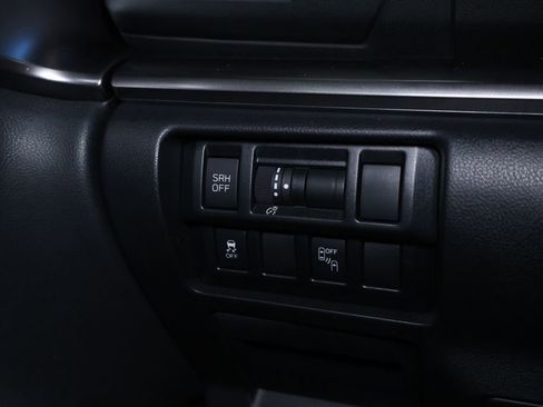 Used 2018 Subaru Crosstrek 2.0i Limited image 27