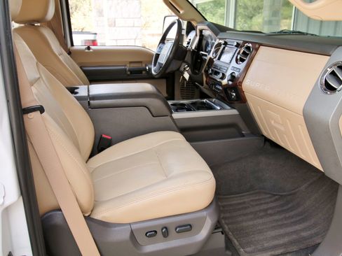 Used 2011 Ford F250 Lariat w/ Lariat Ultimate Pkg image 38