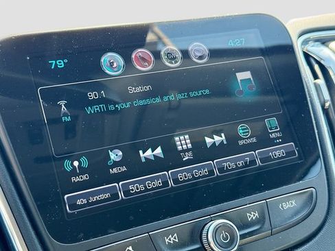 Used 2016 Chevrolet Malibu Premier w/ Driver Confidence Package FWD image 10