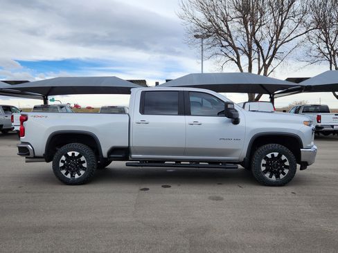 Certified 2020 Chevrolet Silverado 2500 LT w/ All Star Edition image 4