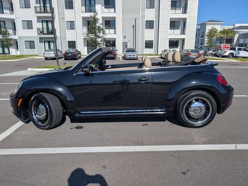 Used 2013 Volkswagen Beetle 2.5 image 11