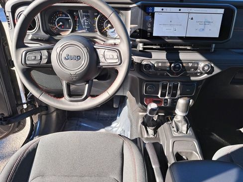 Used 2024 Jeep Gladiator Rubicon image 28