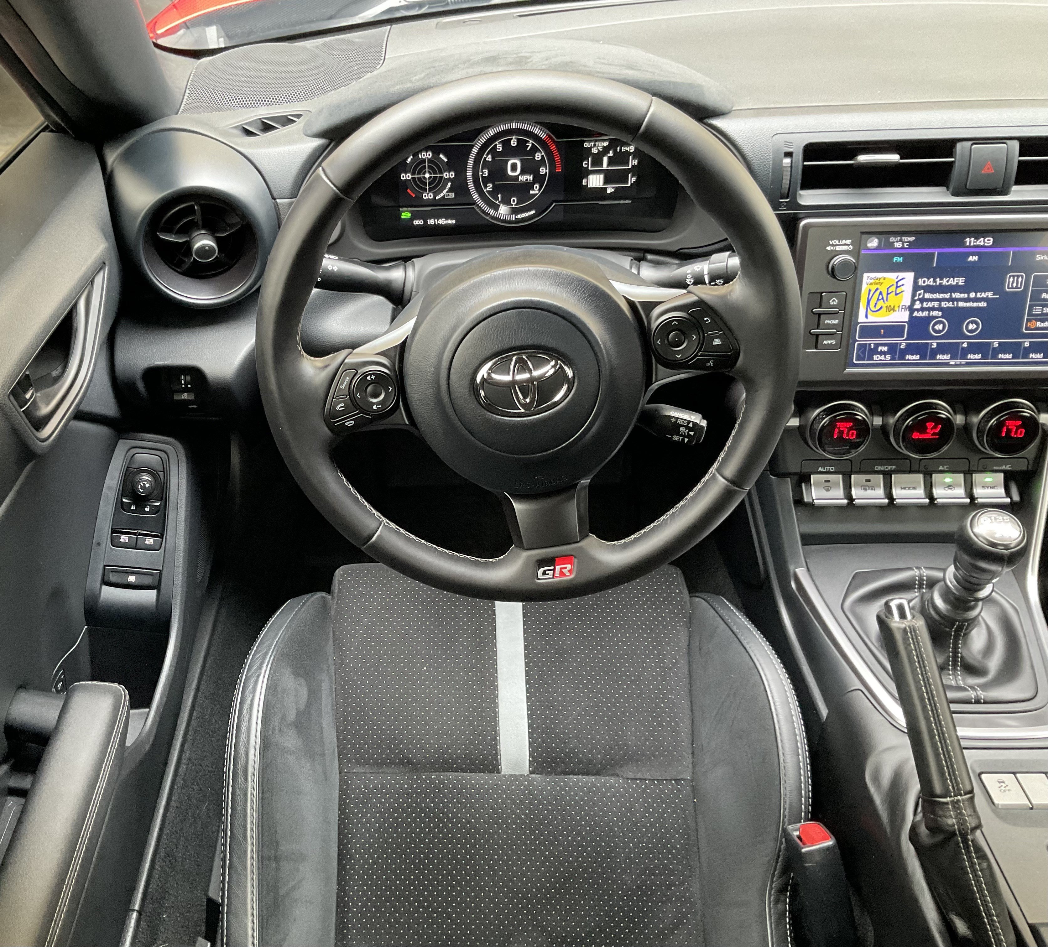 Used 2024 Toyota GR86 Premium RWD image 20