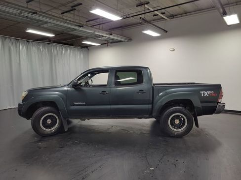 Used 2011 Toyota Tacoma 4x4 Double Cab w/ TRD Off-Road Pkg image 5