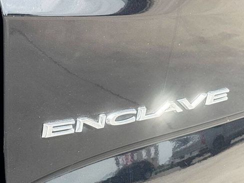 Used 2020 Buick Enclave Essence FWD image 33