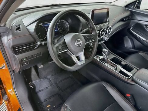 Used 2024 Nissan Sentra SR w/ SR Premium Package FWD image 19