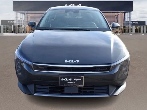 New 2026 Kia K4 EX image 9