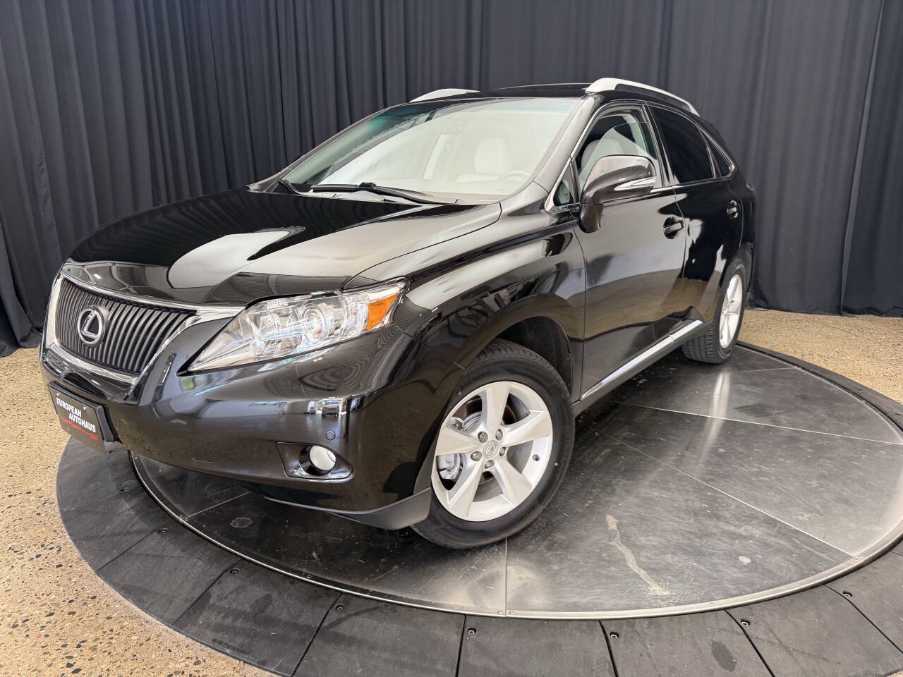 Used 2012 Lexus RX 350 AWD w/ Premium Pkg image 2