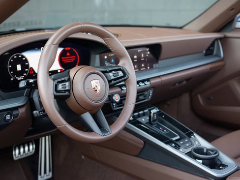 Certified 2025 Porsche 911 Carrera S image 4