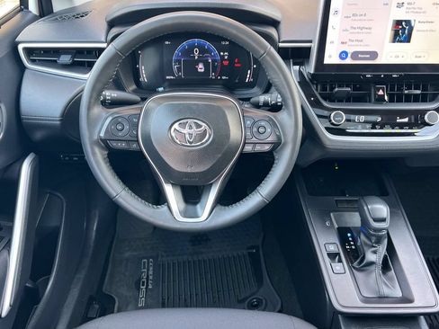 Certified 2026 Toyota Corolla Cross LE w/ Moonroof Package FWD image 17
