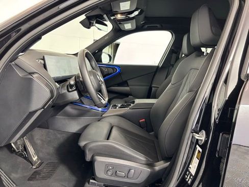 Used 2025 BMW X3 xDrive30 w/ Premium Package AWD/4WD image 12