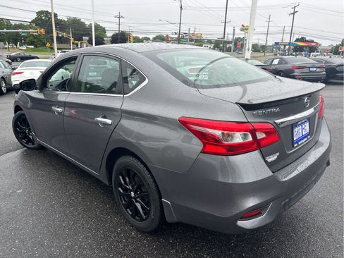 Used 2018 Nissan Sentra S w/ S Midnight Style Package FWD image 21