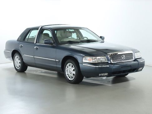 Used 2008 Mercury Grand Marquis GS image 13