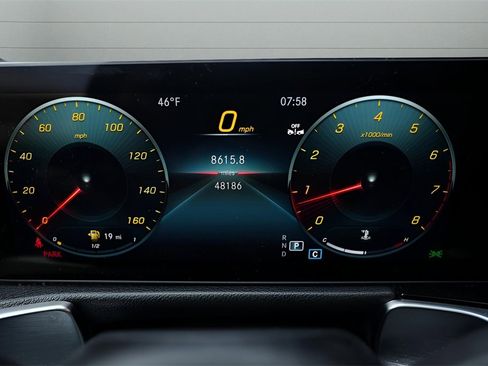 Used 2023 Mercedes-Benz GLB 250 image 48