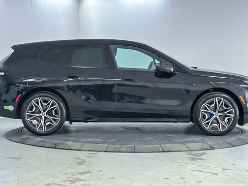 Used 2024 BMW iX xDrive50 w/ Sport Package AWD/4WD image 8