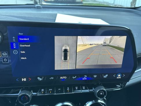New 2026 Chevrolet Blazer EV LT AWD/4WD image 15