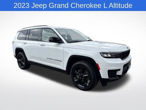 Used 2023 Jeep Grand Cherokee L Laredo AWD/4WD image 12