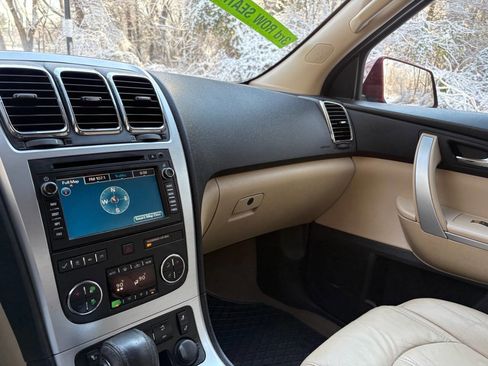 Used 2010 GMC Acadia SLT image 25