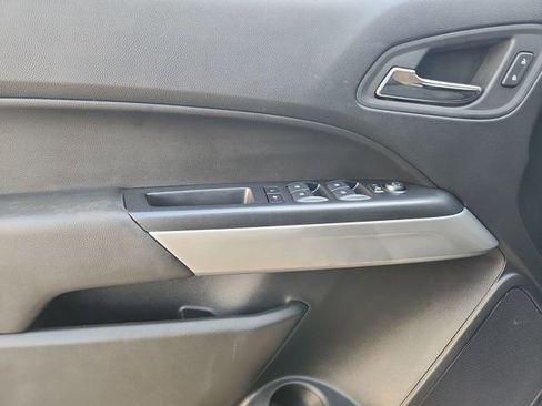 Used 2020 Chevrolet Colorado LT RWD image 22