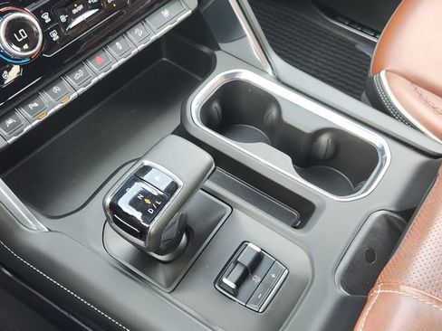 Used 2024 GMC Sierra 1500 Denali Ultimate image 16