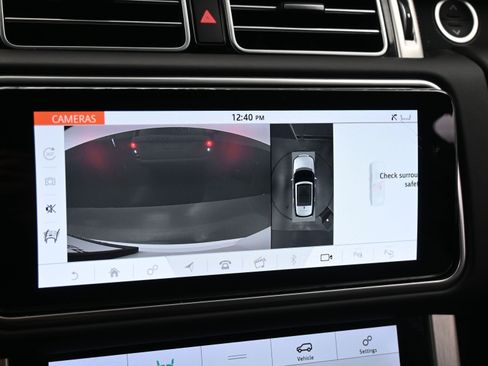 Used 2021 Land Rover Range Rover P525 Westminster Edition LWB image 17