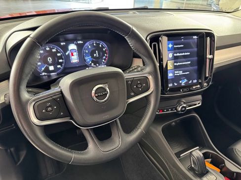 Used 2019 Volvo XC40 T5 Momentum AWD/4WD image 20