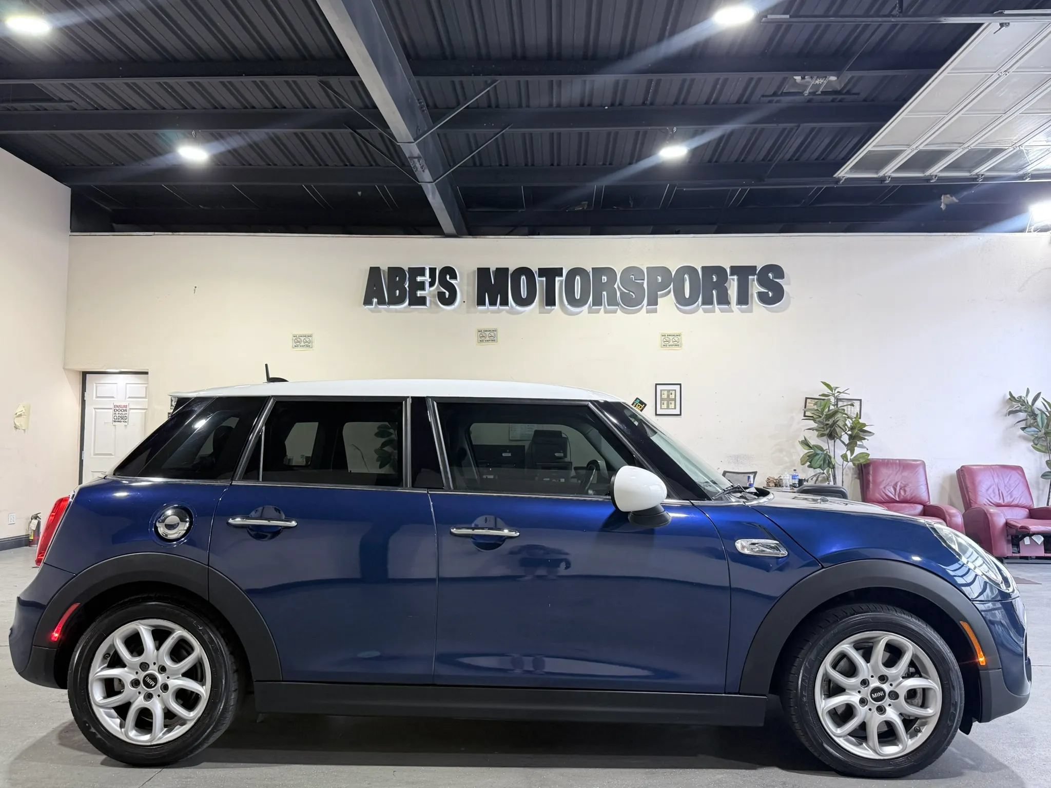 Used 2016 MINI Cooper S FWD image 8