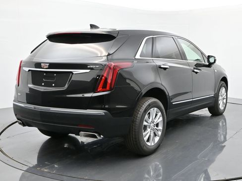 New 2025 Cadillac XT5 Luxury image 5