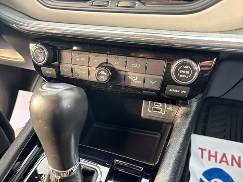 Certified 2022 Jeep Compass Limited image 22