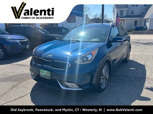 Used 2017 Kia Niro Touring image 1